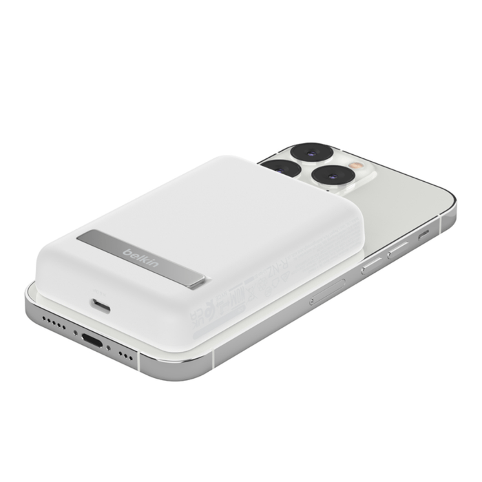 แบตเตอรี่สำรอง Belkin Powerbank Charge Magnetic Wireless 5000mAh (BPD004) - SpeedCom